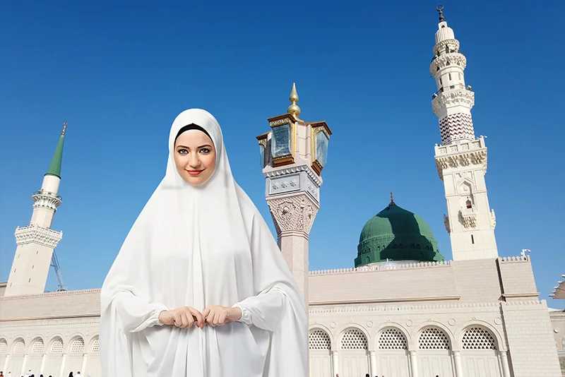 Woman Umrah Deal