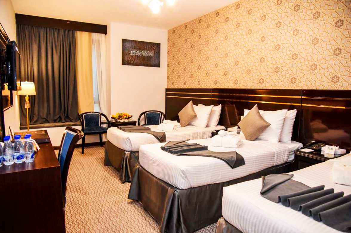 4 Star Hotel Bedroom Suite