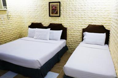 Family Hotel Room Madina