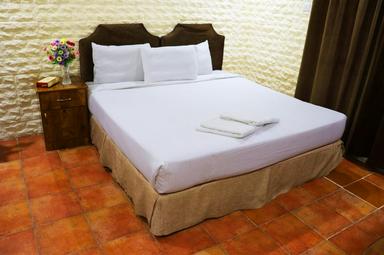 Madina Hotel Bed Suite