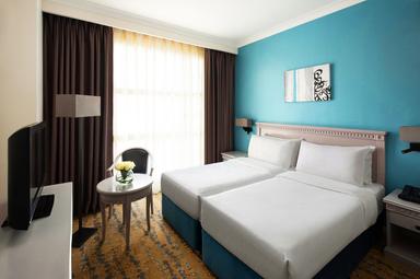 Exquisite Room Bed