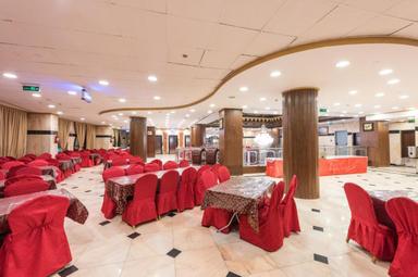 Hotel Sitting Hall With Luxury Furniture
