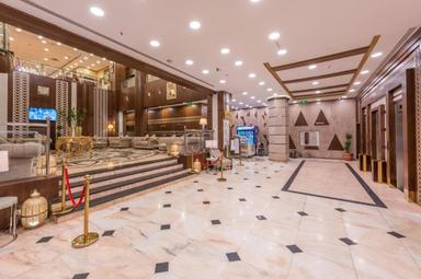 Stylish Hotel Sitting Hall With Sofas