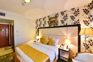 Deluxe Room With King Size Bed