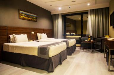 Deluxe Bedroom