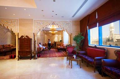 Luxury Lounge