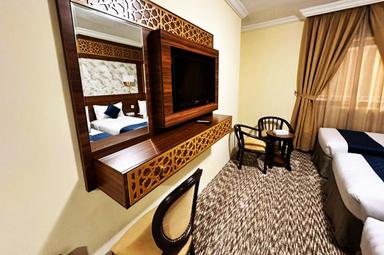 Elegant Guestroom