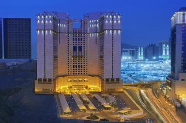 Grand Frontview