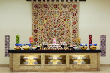 Opulent Restauranthall