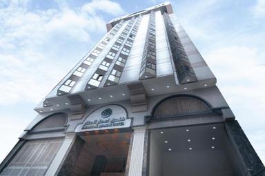 Opulent Hotel Exterior