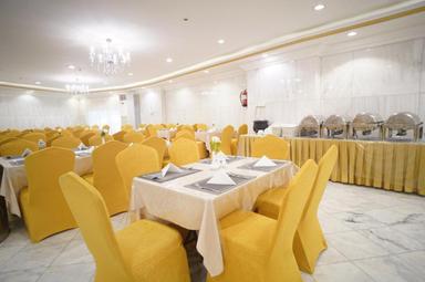 Royal Dining Area