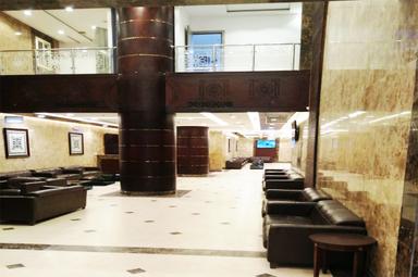 Luxurious Sitting Area