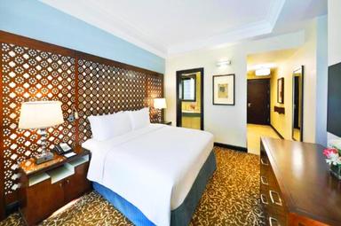Platinum Sands Bedroom