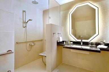 Elegant Bathroom Design